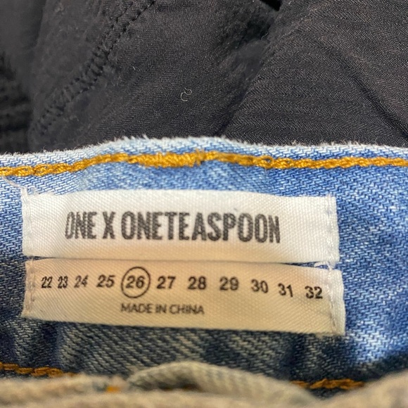 One Teaspoon Outlaws  cutoff denim shorts - Picture 6 of 8